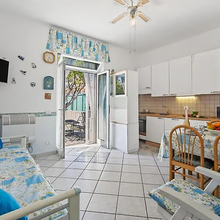Baia Serena With Terrace & Parking - Happy Apartment