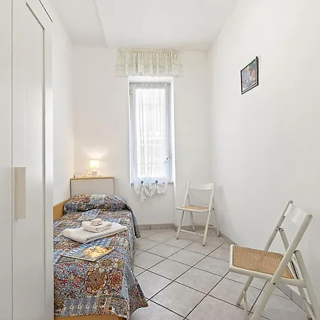 Baia Serena With Terrace & Parking - Happy